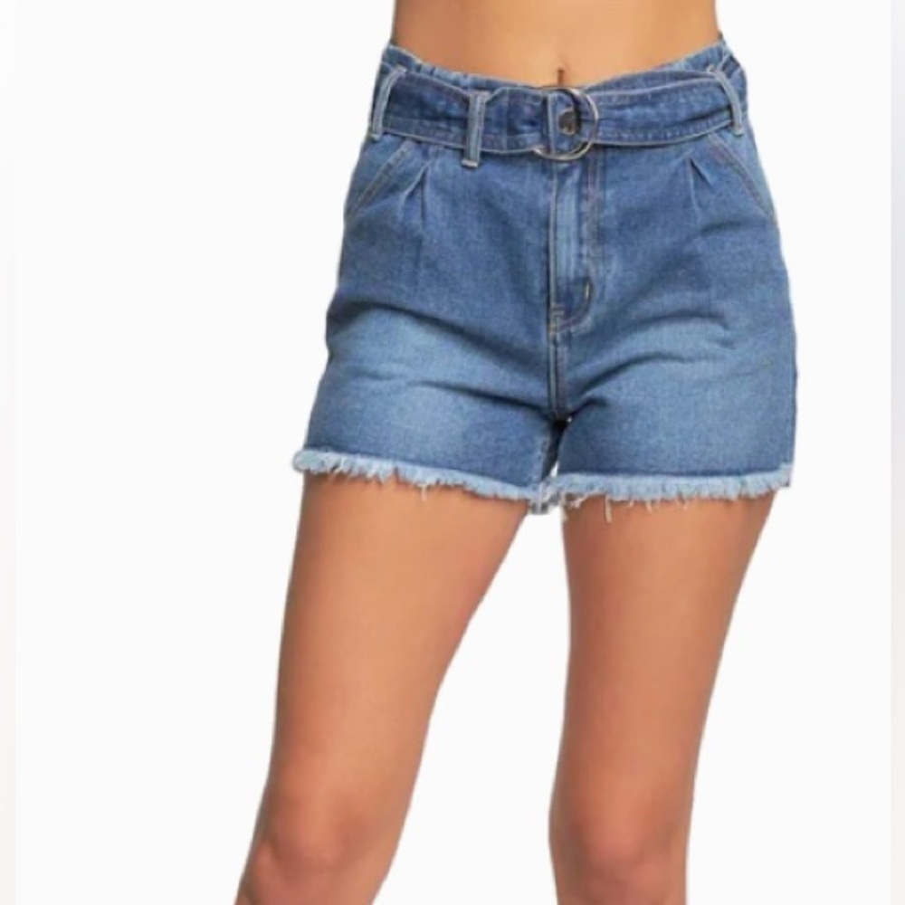 NWT ELAN Women's Jamie High Waist Belted Shorts with Frayed Hem